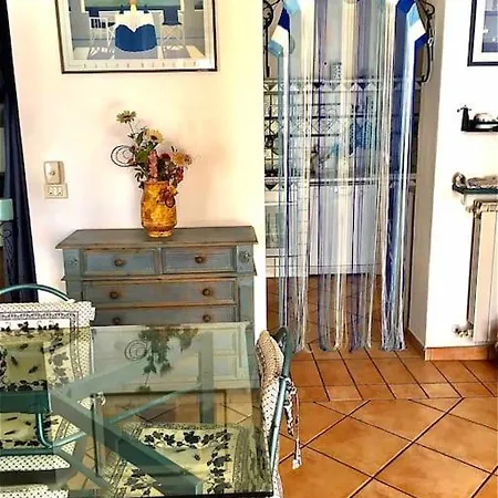 בית נופש Residenza Caracciolo Numana *